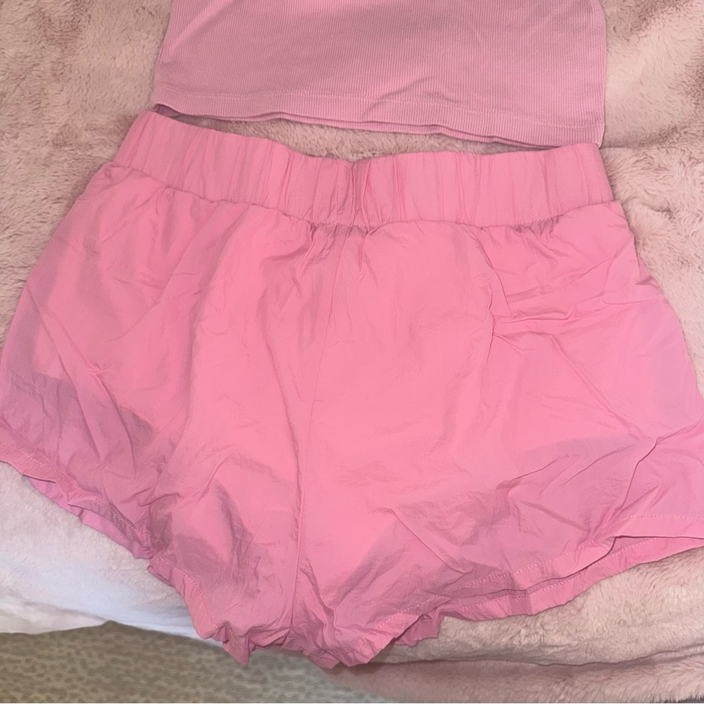 Daily Drills Super Bounce Shorts & Logo Tank (COLLEGIATE COLLECTION) - Picture 3 of 5
